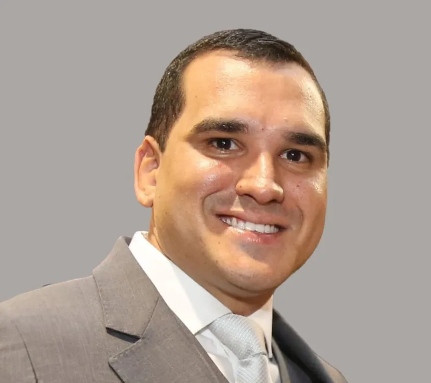 Linguagens e Paradigmas de Programação