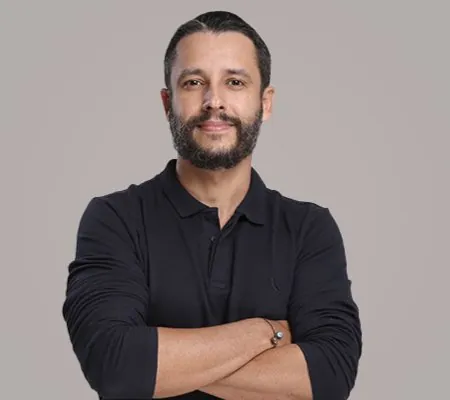 Carreiras Administrativas de Tribunais e Funções Essenciais à Justiça